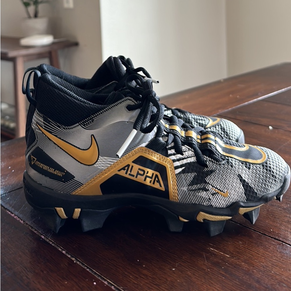 Nike Youth Football Cleats - size 2.5